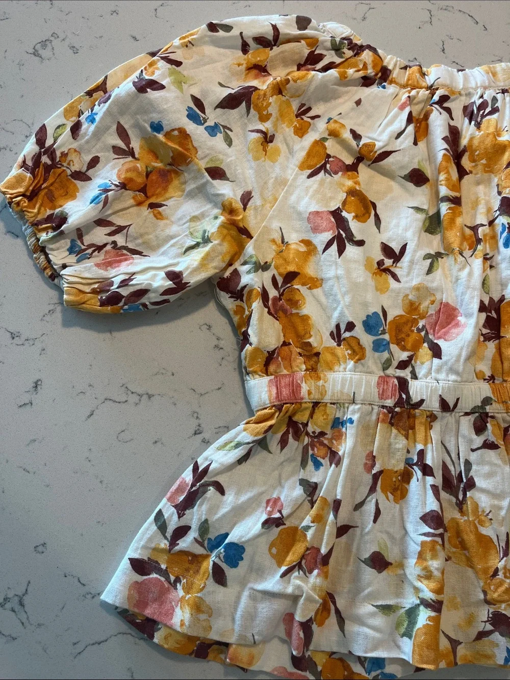 Abercrombie & Fitch Floral Puff Sleeve Top in White and Mustard